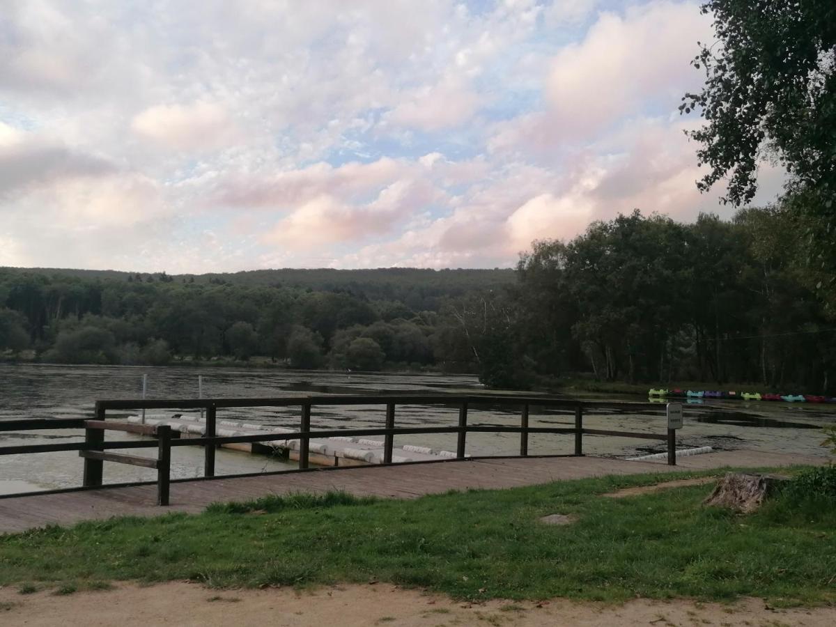 Les De L'etang De La Foret * Brandivy
